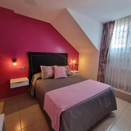 Sainz بيت ضيافة 2*